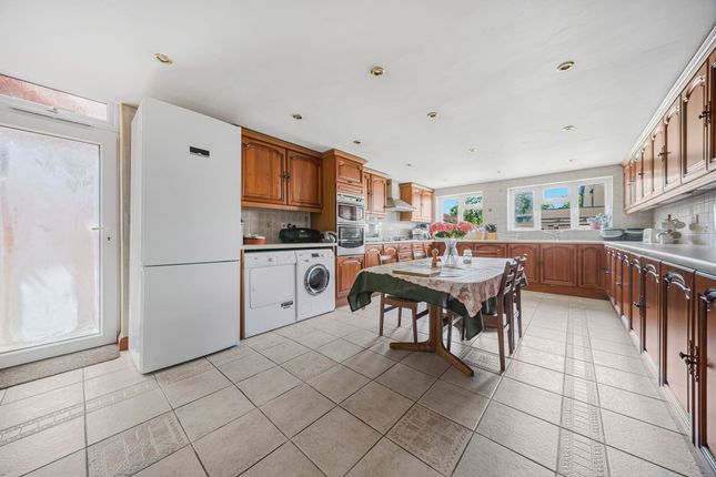 708 Great West Road, Isleworth photo 4