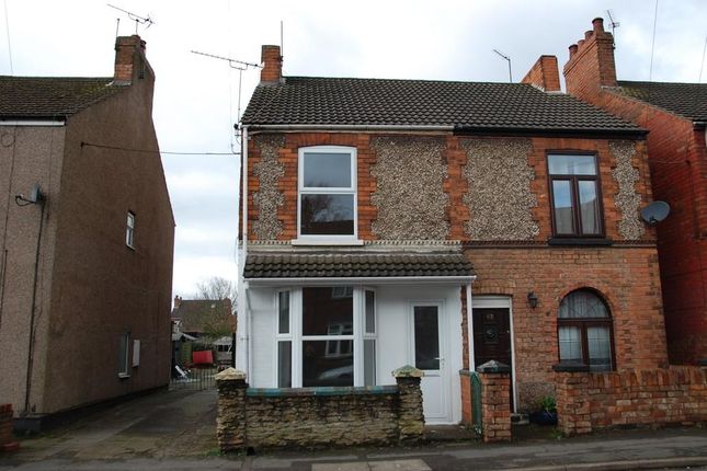 Thumbnail End terrace house for sale in North Parade, Scunthorpe