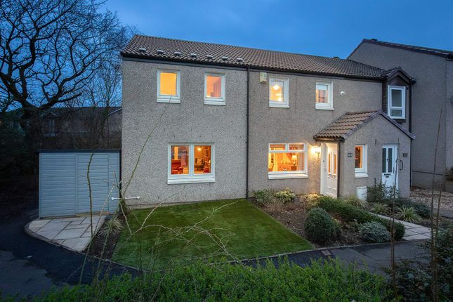 End terrace house for sale in Kingsfield, Linlithgow