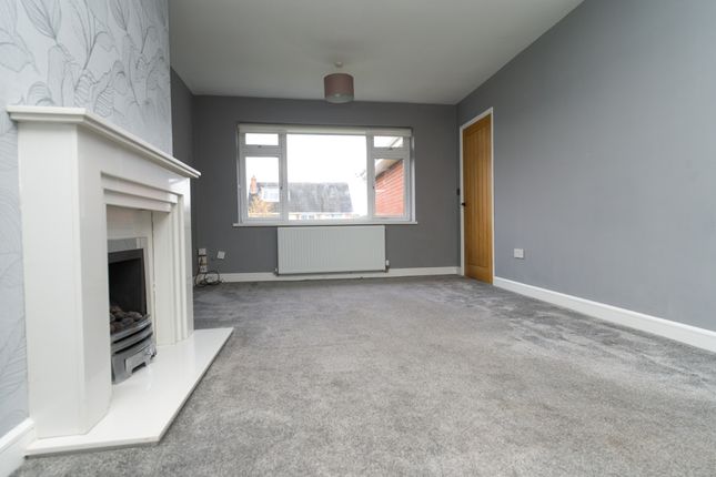 7 Churchill Drive, Shrewsbury photo 3
