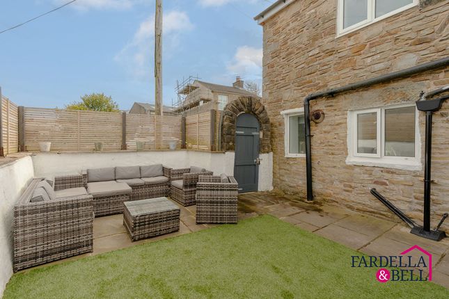 29 Belthorn Road, Blackburn photo 2