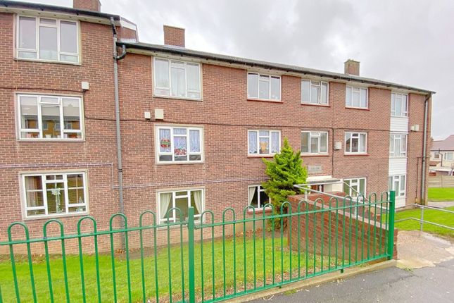 Flat for sale in Highfield Road, Collier Row