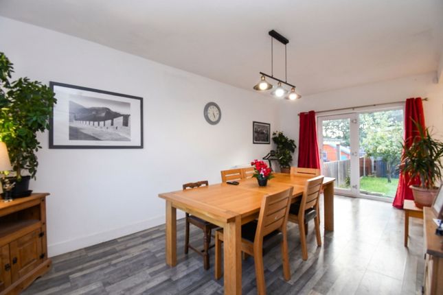 52 Kingsway Park, Manchester photo 2