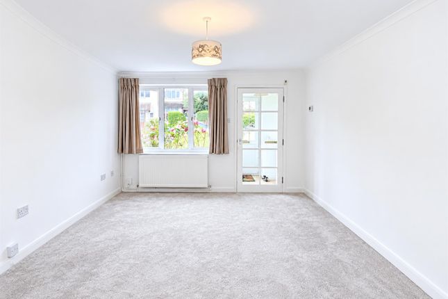 67, Brean Down Avenue, Bristol photo 2