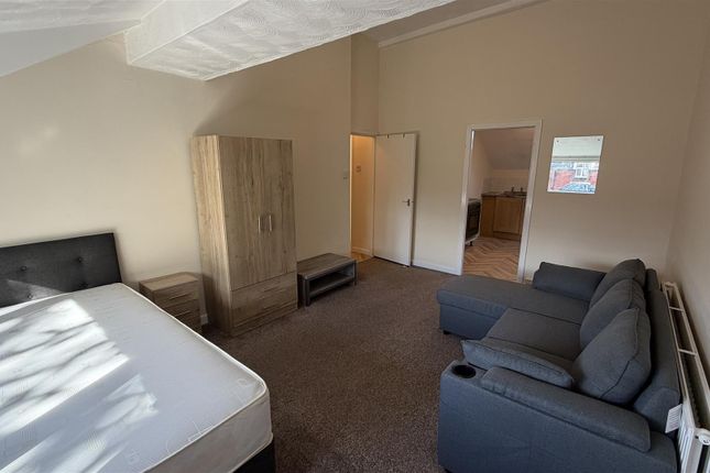 FLAT 3, 109, Egerton Road, Manchester photo 2