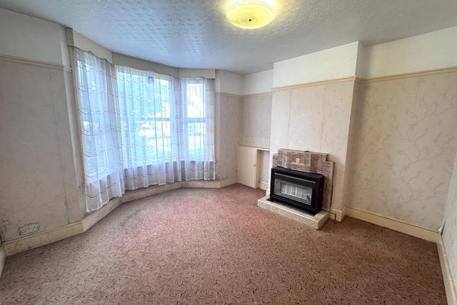 Meadow View, Honeycrock Lane, Redhill photo 3