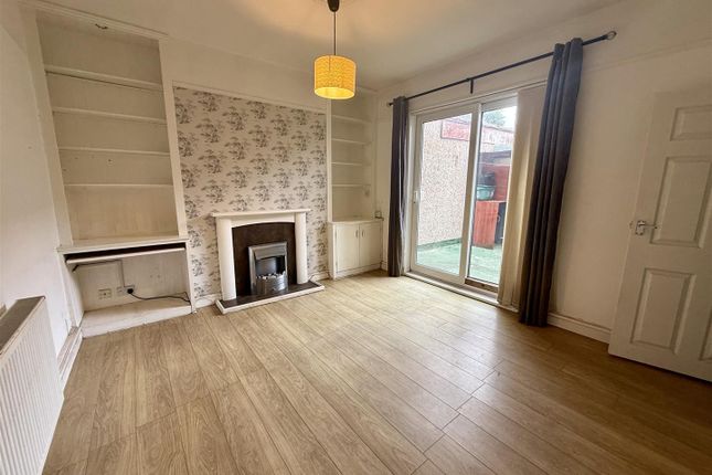 16, Louisa Street, Darlington photo 3