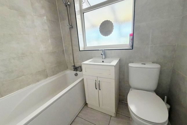 20, Tyrrell Avenue Welling, Greater London photo 4