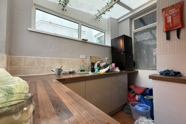 8, Florentia Street, Cardiff photo 4