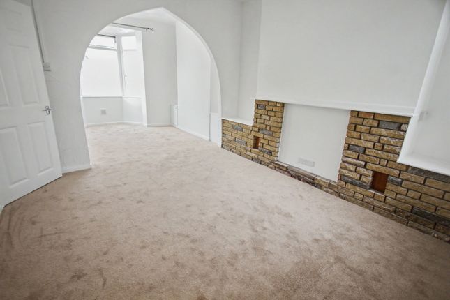 19, Edward Terrace, Caerphilly photo 4