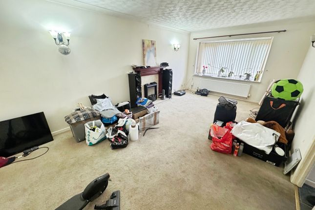 36, Broughton Road, Stoke-On-Trent photo 3