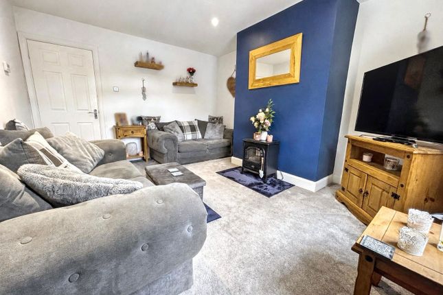 31, Tower Gardens, Ryton photo 3