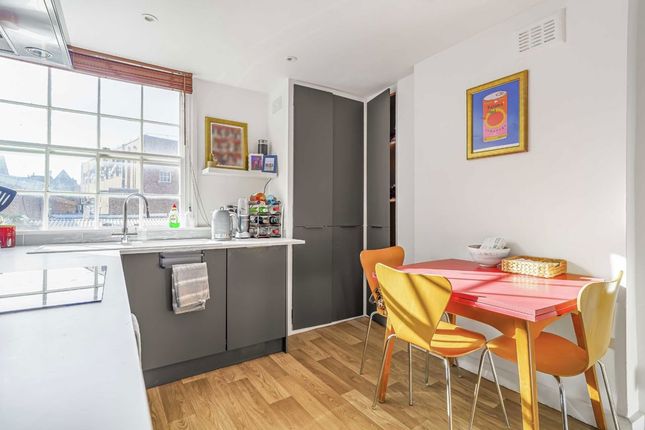 101A, Clapham High Street, London photo 2