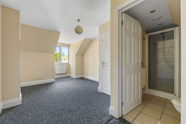 109, Church Hill, Essex photo 4