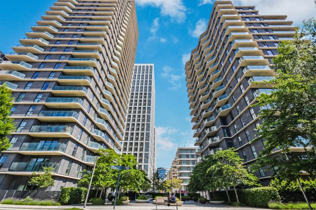 Flat for sale in Cassia Point, Glasshouse Gardens, Monfitchet Road, Stratford