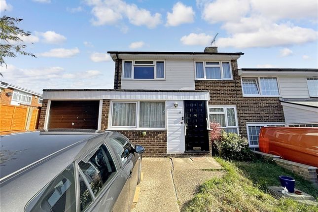 3-bed terraced on Jacksons Mews, Billericay, £400,000