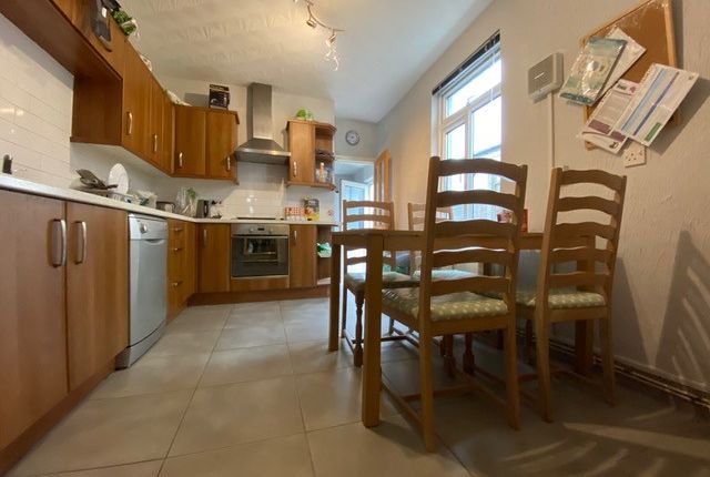 48, Diana Street, Cardiff photo 2