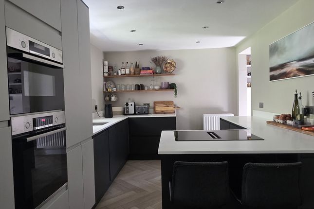 9, Roman Way, Southam photo 2