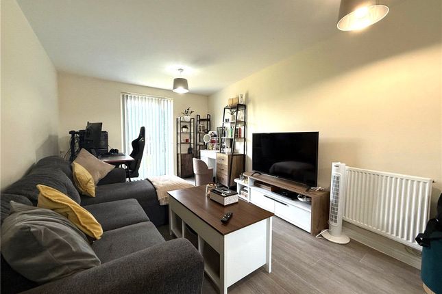 45, Parkside Crescent, Telford photo 2