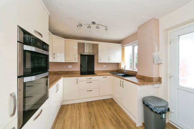 12, Station Road, Abergele photo 2