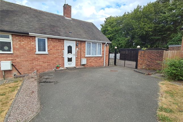 1-bed house on 7, Speedy Close, Staffordshire, £160,000