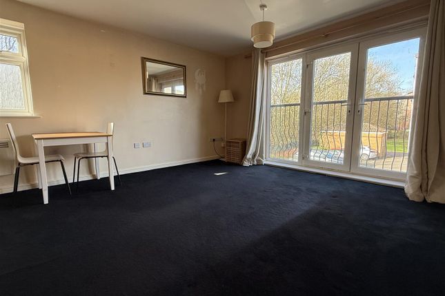 194, Wyncliffe Gardens, Cardiff photo 4