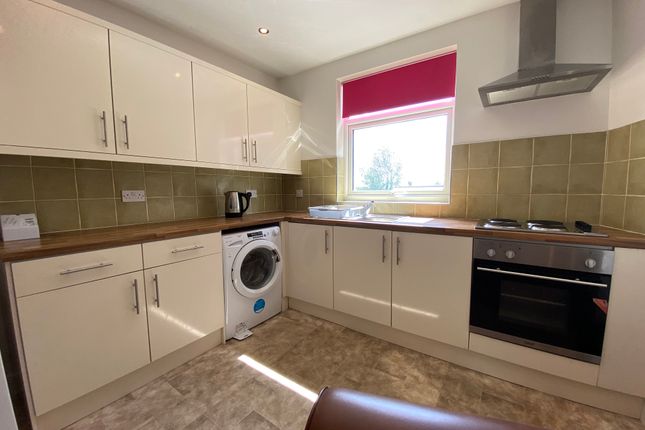 Flat to rent in Perry Road, Sherwood, Nottingham