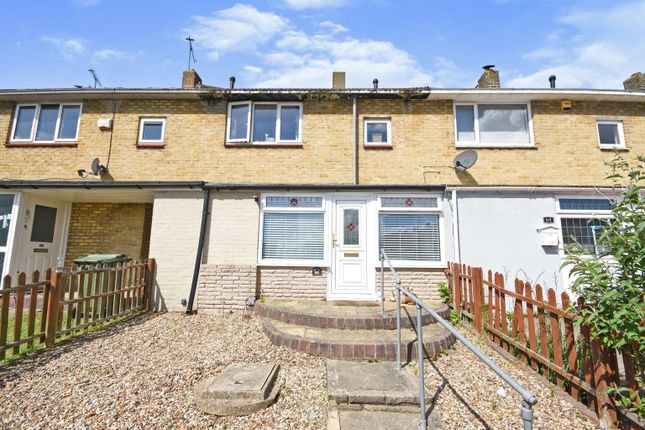 Thumbnail Terraced house for sale in Waldegrave, Basildon, Essex