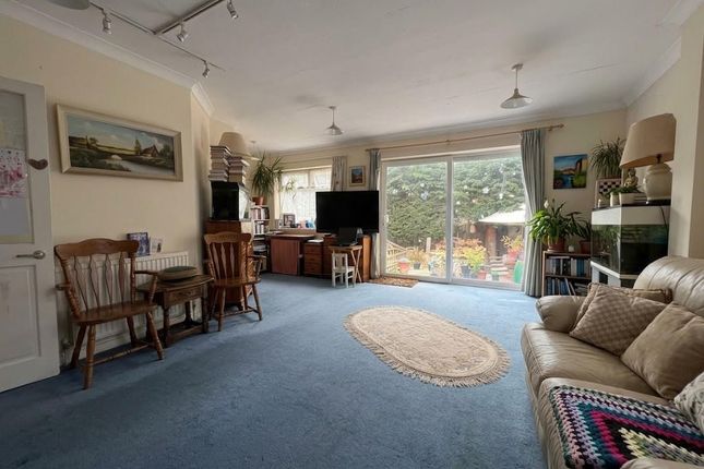 Devonshire Road, Mill Hill, NW7, Mill Hill photo 3