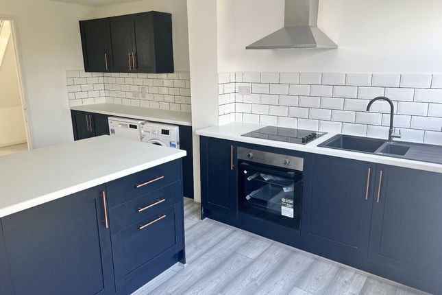 4, Hazeldene Road East Hamilton, Leicester photo 2