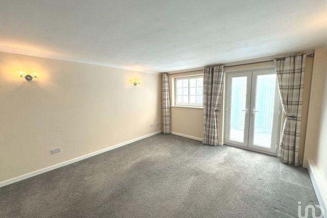 End terrace house for sale in Spencer Close, Stansted