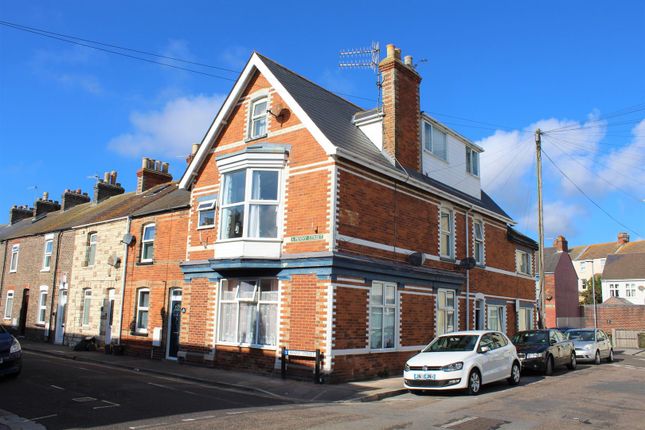 Thumbnail Studio to rent in Hardwick Street, Weymouth