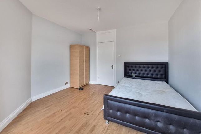 75A, Longbridge Road, Barking photo 4