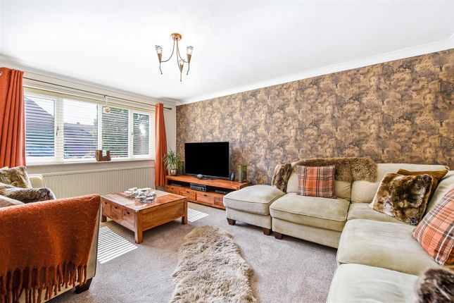12, Reculver Way, Andover photo 2