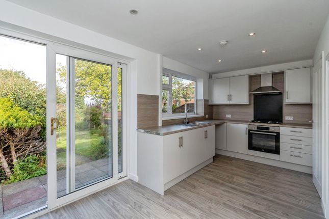 33, Wendover Road, West Midlands photo 2