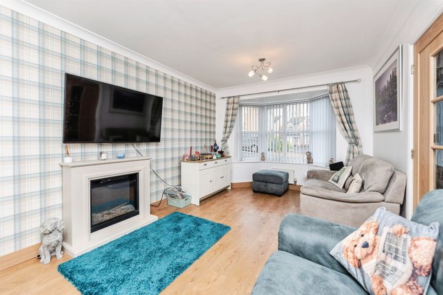 15, Old Farm Way, PONTEFRACT photo 3