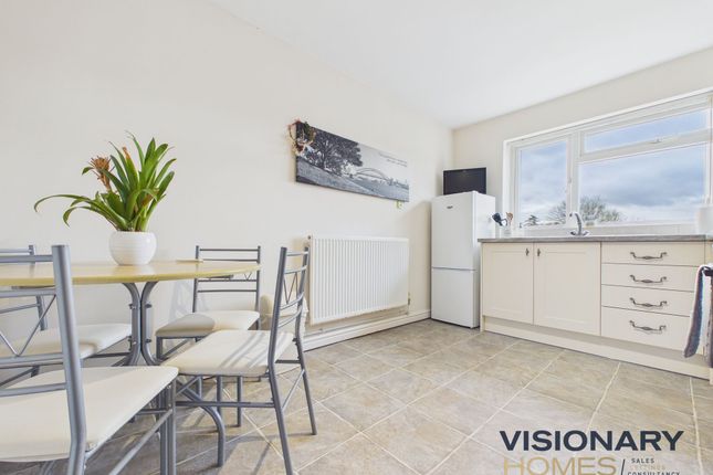 5a Longfellow Road, Burntwood photo 3