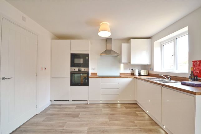 6 Bedroom Semi-Detached in BS16 1YN
