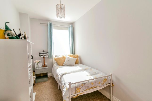 Flat for sale in Hill Street, Poole