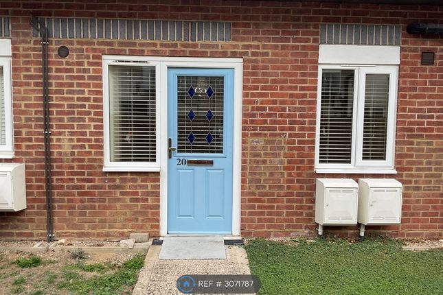 Studio flat on Flat, Acorn Lodge Lye Lane, St Albans, £920/mo