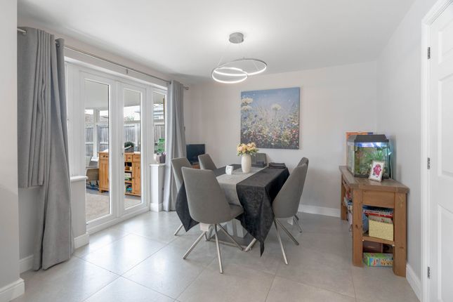 23 Chantry Close, Cambridge photo 4