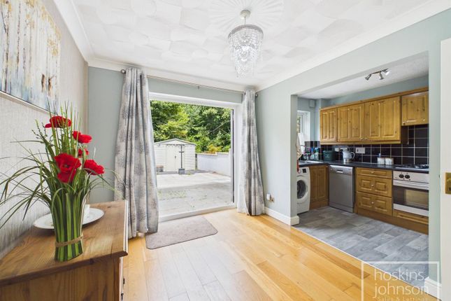 7, Ger Yr Afon, Pontypridd photo 3