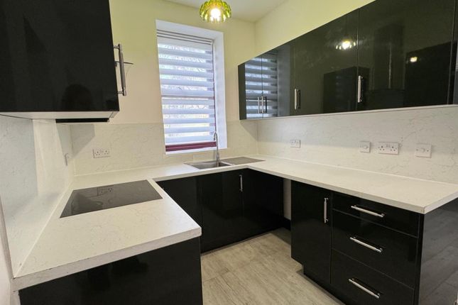 Flat 12, Linton Court, Bromyard photo 3