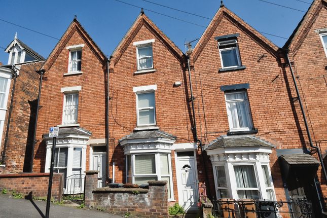 Terraced house for sale in Arboretum Avenue, Lincoln, Lincolnshire