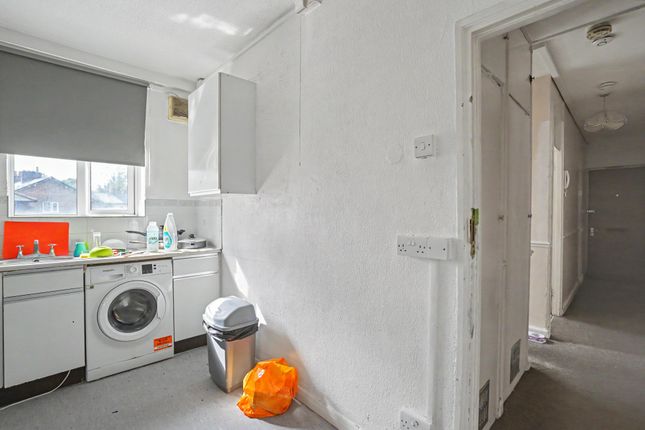 12, Speakman House, Arica Road, London photo 4