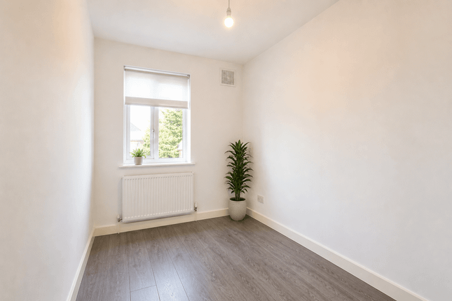 211a East Lane, Wembley photo 4