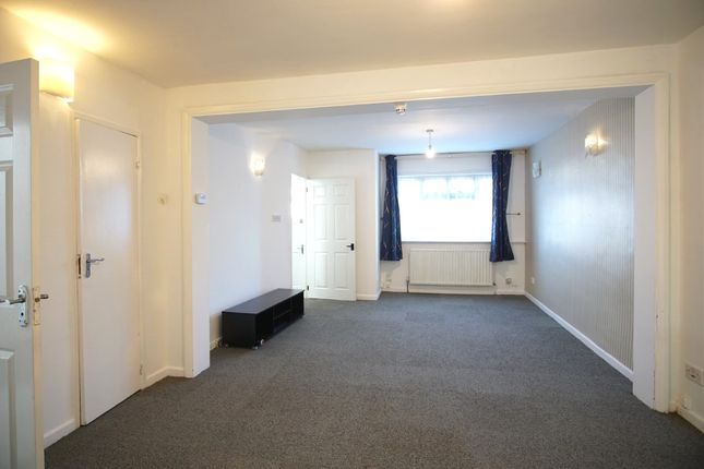 Boxtree Lane, Harrow photo 4