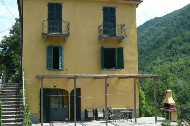 Property for sale in 54016 Licciana Nardi Massa And Carrara, Italy