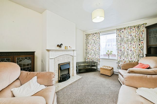 59, Sunningdale Drive, Ilkeston photo 3