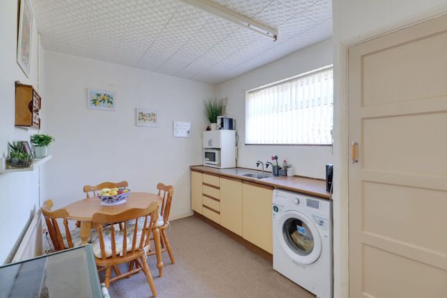 15, Dene Path, South Ockendon photo 4